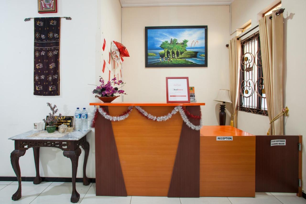Reddoorz Syariah Near Singha Merjosari Park มะลัง ภายนอก รูปภาพ